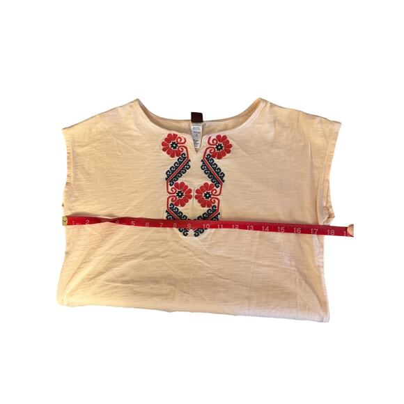 Tea Collection T-Shirt, Pink Embroidered Tee, Girls Size 12 XL or Women's XS/S - Picture 8 of 9